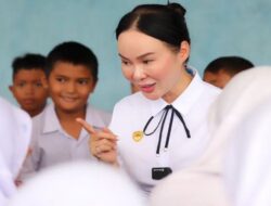 Wakil Wali Kota Batam Li Claudia Kunjungi SDN 005 Sagulung, Ajak Semua Pihak Dukung Pendidikan Anak